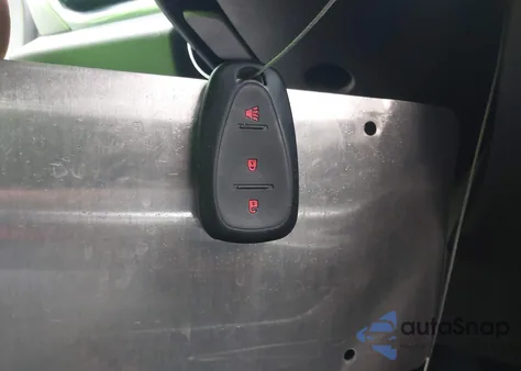 2018 Chevrolet Traverse 1Lt z USA, uszkodzony, nr VIN 1GNERGKW0JJ107154